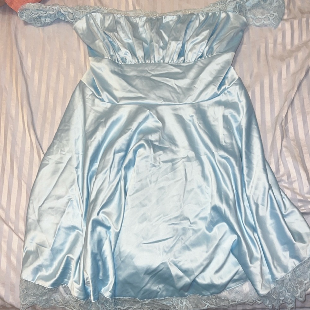 Blue Silky Dress. size L.